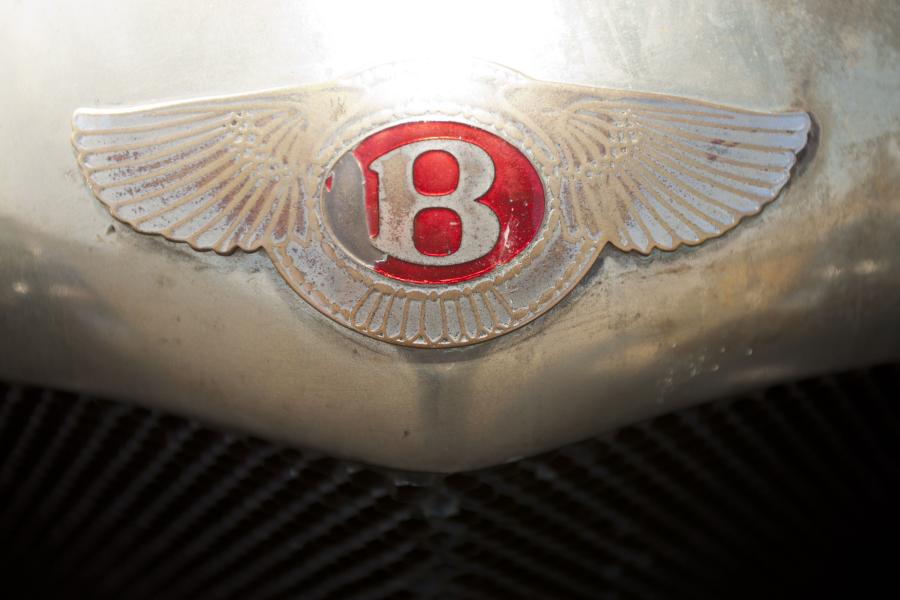 Логотип Bentley 3/8-Litre Hawkeye Special 1924 года  (фото 18 из 33)
